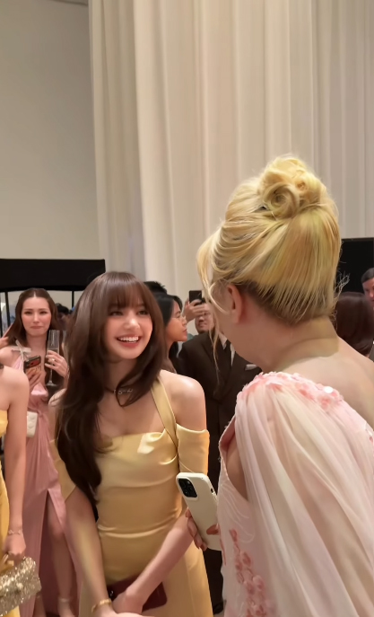 ลิซ่า BLACKPINK ลิซ่า BLACKPINK