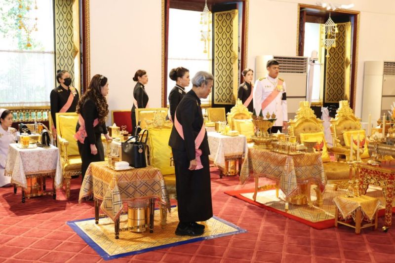 ในหลวง-พระราชินี ทรงบำเพ็ญพระราชกุศล สตมวาร (100 วัน) พระองค์ภาฯ