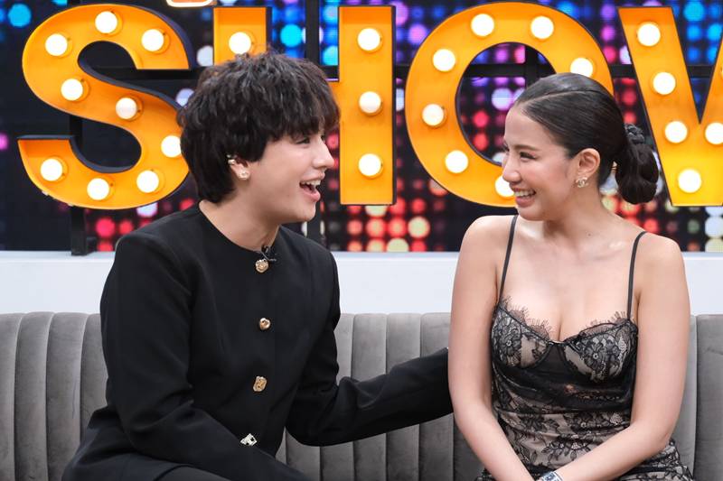 ใบเตย อาร์สยาม ควง ลุกซ์ ชาญวิทย์ เปิดใจ