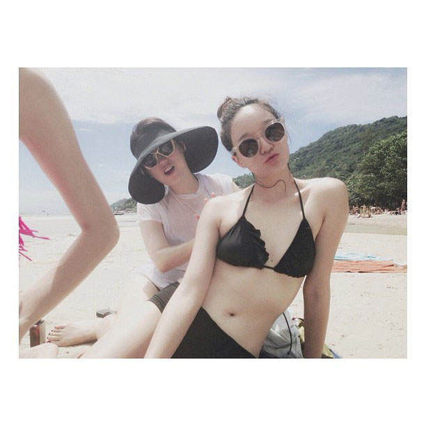 จิ๊บ เพชร พลอย โชว์เซ็กซี่ในชุดว่ายน้ำ ลั้ลลา ณ เกาะเต่า