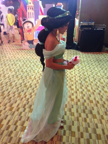 แต่งคอสเพลย์เจ้าหญิงจัสมิน