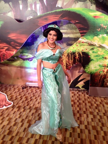 แต่งคอสเพลย์เจ้าหญิงจัสมิน