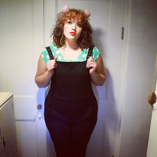 กางเกงยีนส์สาวร่างใหญ่