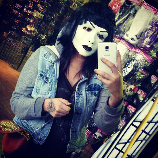 หน้ากากผี