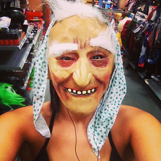 หน้ากากผี