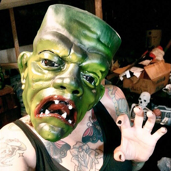 หน้ากากผี