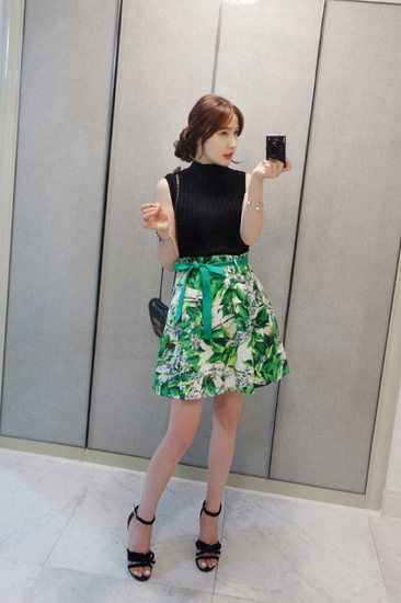 แฟชั่นกระโปรงลายดอก