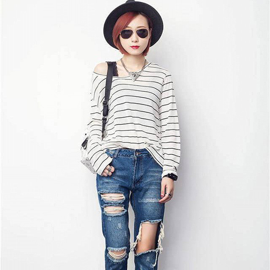 กางเกงยีนส์ขาดรุ่ย