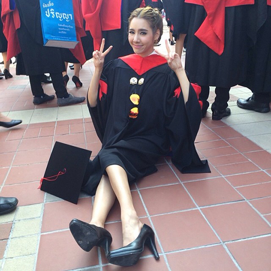 ทรงผมรับปริญญา