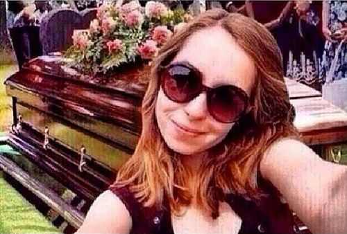 รูปถ่ายเซลฟี่สุดเห่ย