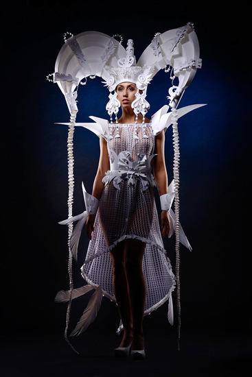 ชุดจากกระดาษ