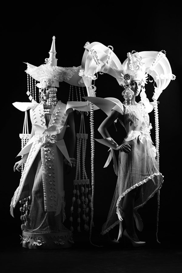 ชุดจากกระดาษ