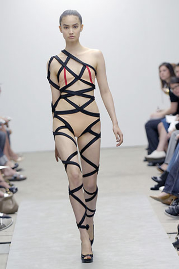 ชุดว่ายน้ำ