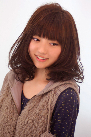 ทรงผมประบ่า