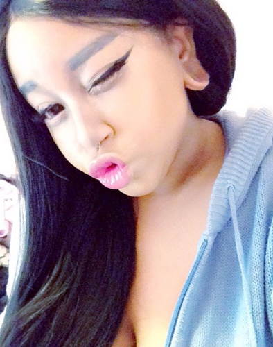 ดอลลี่อาย