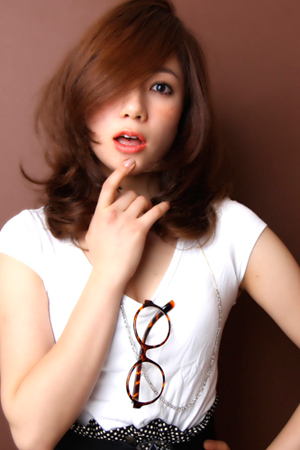 ทรงผมสําหรับคนหน้าผากกว้าง