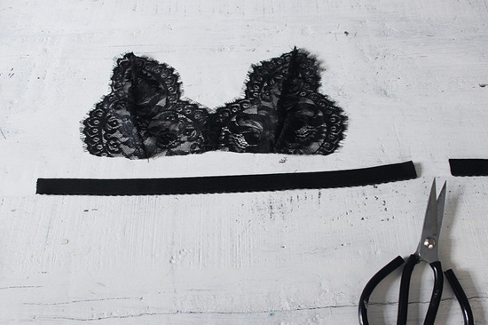 บราลูกไม้