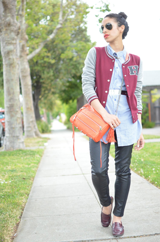 เสื้อแจ็คเก็ตไฮสคูล