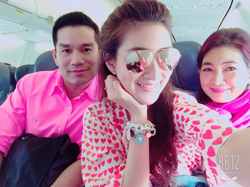 แว่นกันแดดดารา