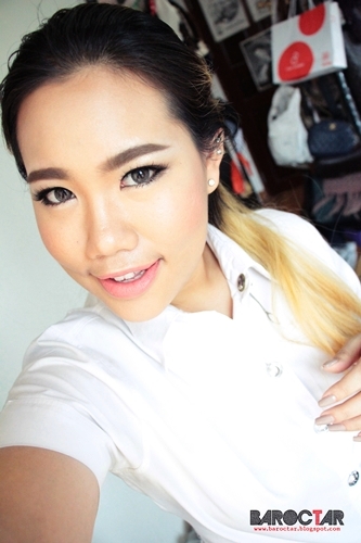  แต่งหน้ารับปริญญา