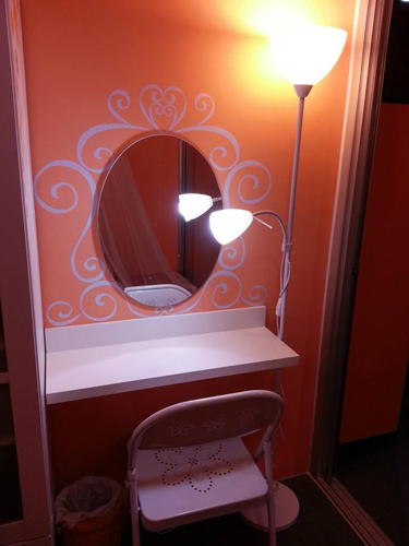 โต๊ะเครื่องแป้ง