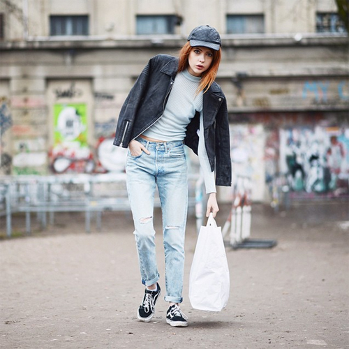 เสื้อผ้าแฟชั่น