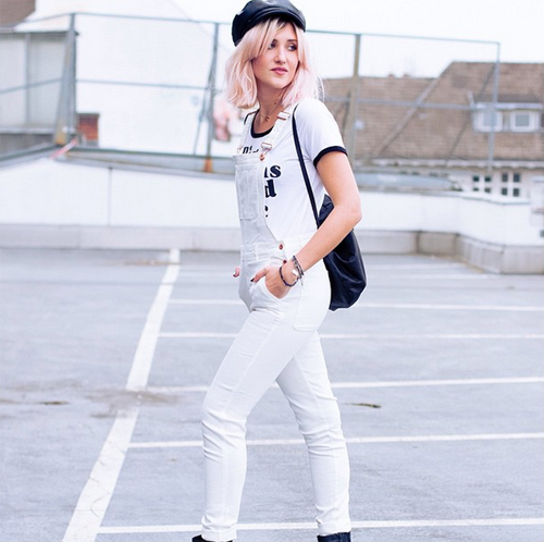 เสื้อผ้าแฟชั่น