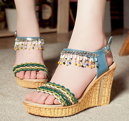 รองเท้าส้นเตารีด