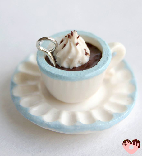 เครื่องประดับรูปขนมหวาน