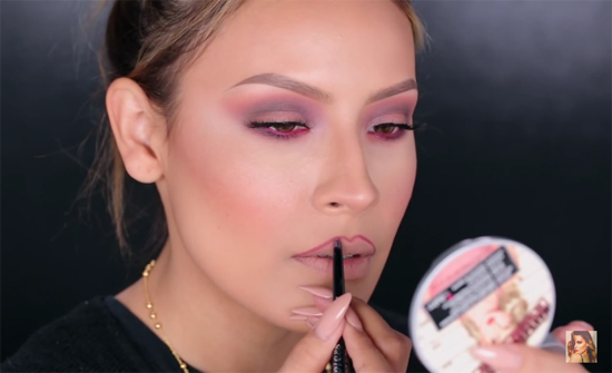 วิธีทำปากอวบอิ่ม