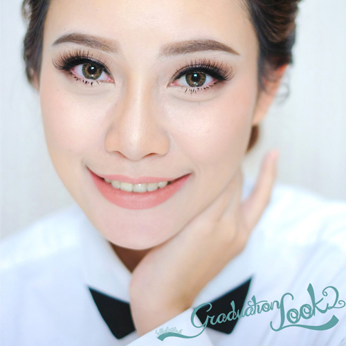 แต่งหน้ารับปริญญา