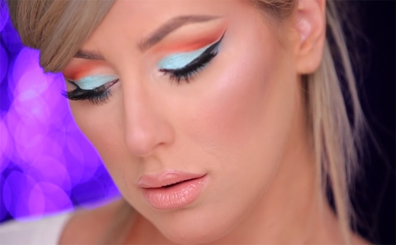 แต่งตาโทนสีฟ้า