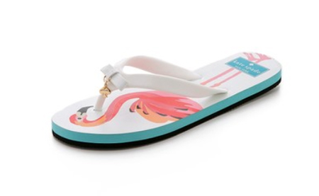 รองเท้าเที่ยวทะเล