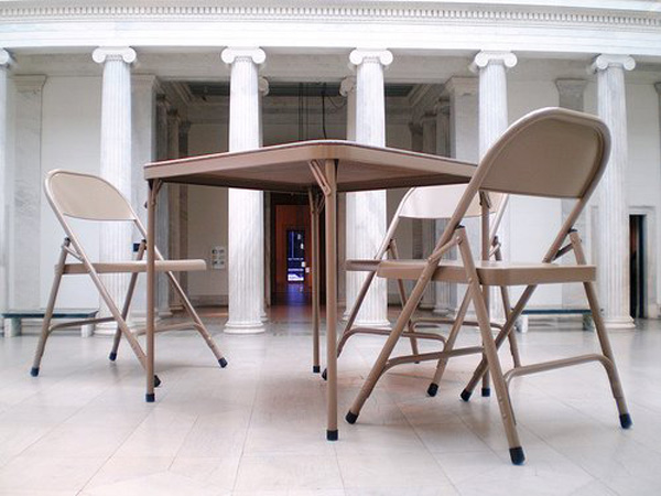  เฟอร์นิเจอร์ขนาดยักษ์