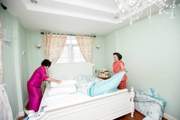 Renovate ห้องนอนเก่า ให้เป็นห้องหอแสนหวาน