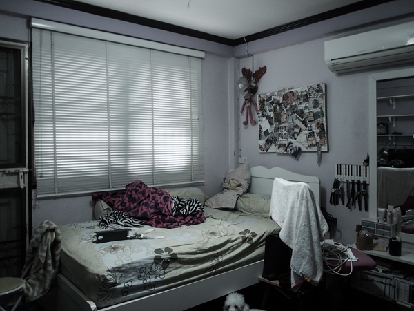 รีโนเวทห้องนอนเป็นห้องทำงานในตัว สวยขึ้นเยอะเลยอะ !