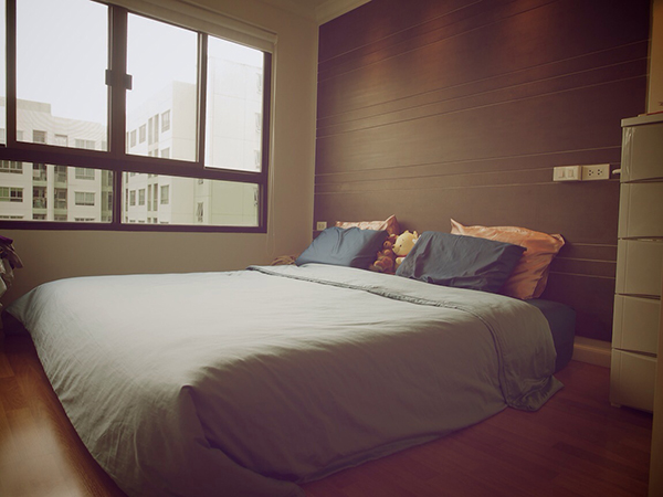 แต่งคอนโดสไตล์ Loft โชว์ปูนขัดมันเท่ ๆ