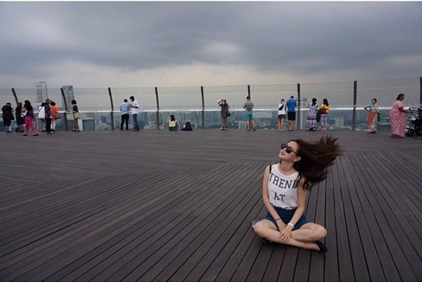 ใบเฟิร์น พิมพ์ชนก เที่ยวสิงคโปร์กับน้องชายแบบชิล ๆ