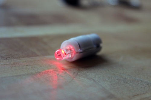 DIY ลูกโป่งเรืองแสงสุดเก๋ ทำเองได้ไม่ต้องง้อใคร