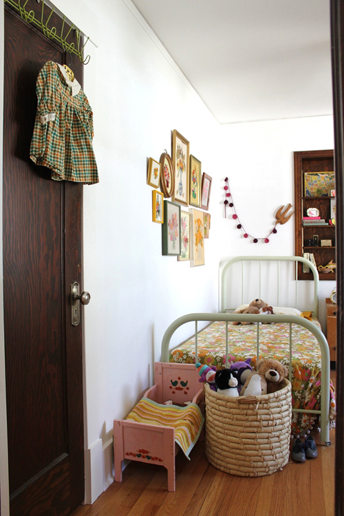 ห้องนอนเด็กแนววินเทจ นำของเก่ามาเล่าใหม่