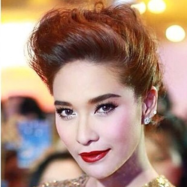 ทรงผมแฟชั่นนิสต้า
