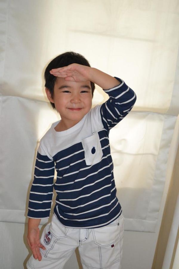 น้องปลาวาฬ หนุ่มน้อยขี้เล่น ในตะวันฉายในม่านเมฆ