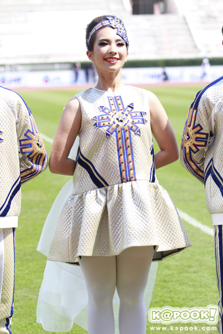 ประชันสาวสวยหนุ่มหล่อ งานบอลจุฬาฯ-ธรรมศาสตร์ 