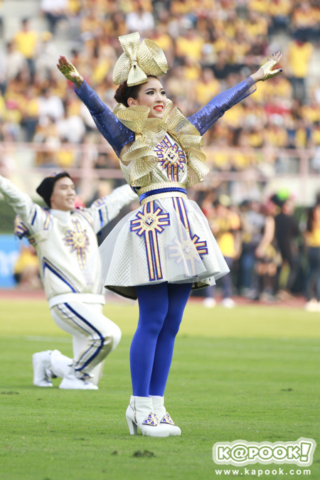 ประชันสาวสวยหนุ่มหล่อ งานบอลจุฬาฯ-ธรรมศาสตร์ 