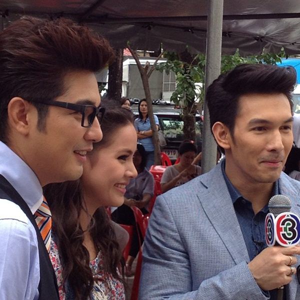 วิก 3 บวงสรวงละครซีรี่ย์ 3 ทหารเสือ ดาราพรึ่บ
