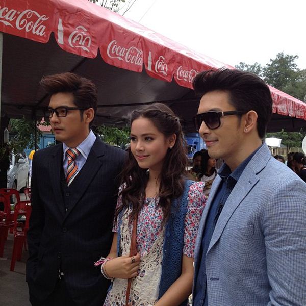 วิก 3 บวงสรวงละครซีรี่ย์ 3 ทหารเสือ ดาราพรึ่บ