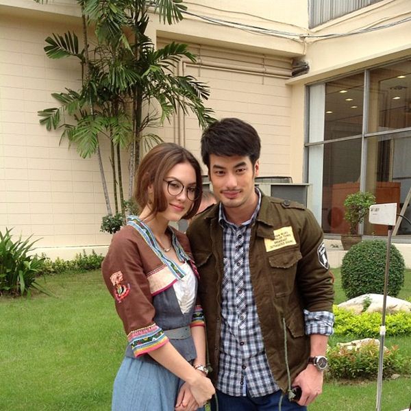 วิก 3 บวงสรวงละครซีรี่ย์ 3 ทหารเสือ ดาราพรึ่บ