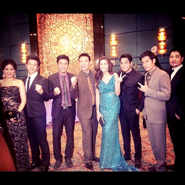 เบื้องหลังกอง มณีสวาท