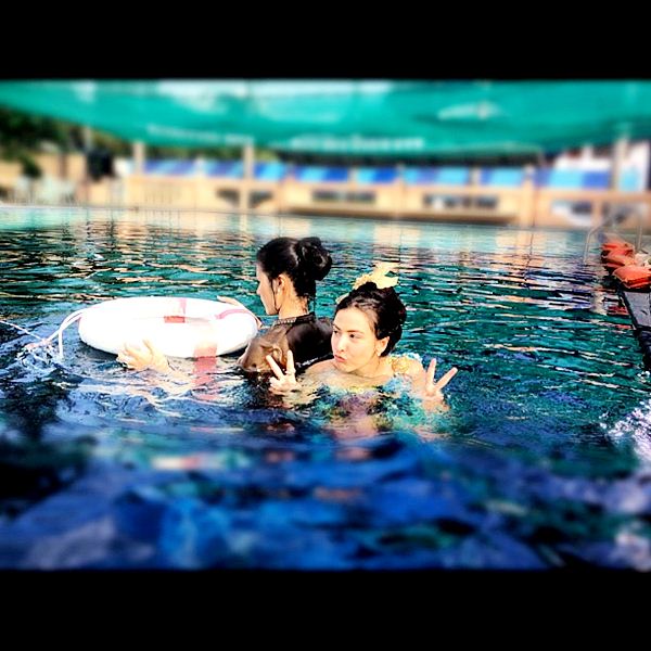 เบื้องหลังกอง มณีสวาท