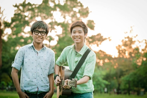 นิว - โซ่ Split